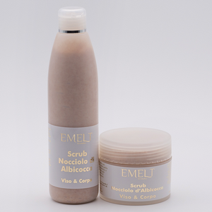 SCRUB NOCCIOLO DI ALBICOCCA Crema-gel esfoliante prodotta da Emelt - Torino