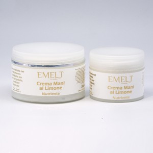 EMELT - CREMA MANI AL LIMONE Per una protezione e idratazione quotidiana. Nutre e ripara intensamente anche le pelli più screpolate.